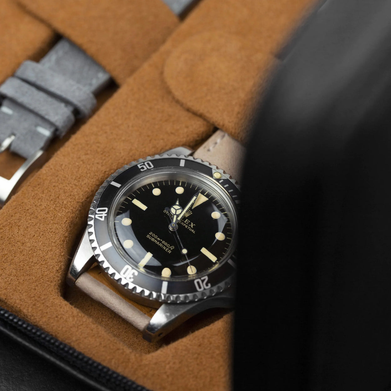 Ultra Slim 4 Black